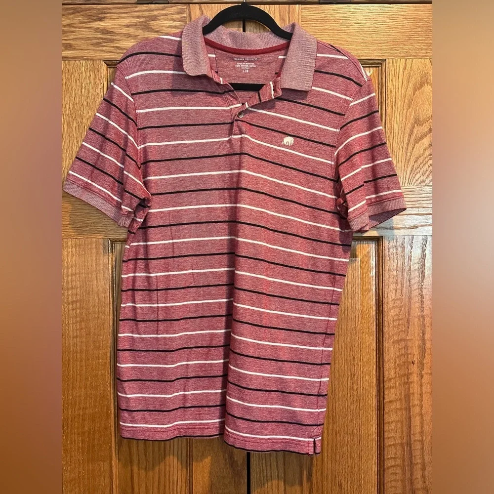 Banana Republic Men’s Polo Style Shirt